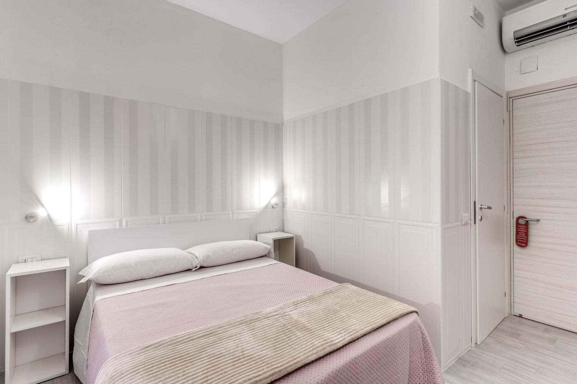Altadomus Roma Hotel Bagian luar foto